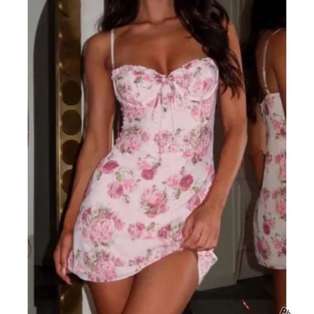 White Fox Boutique Pink Floral Mini Dress Medium Women
